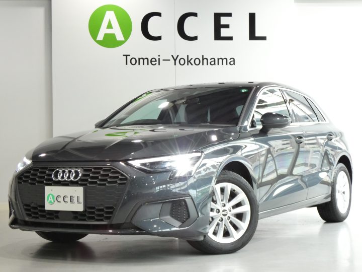 アウディ　A3スポーツバック　30TFSI　コンビニエンス＆アシスタンスPKG　ACC　純正ナビ/TV/カメラ　バーチャルコックピット　サイドアシスト　ワンオーナー